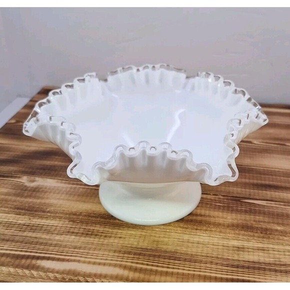 Vintage Fenton Milk Glass Silver Crest Ruffled Crimped Footed‎ Compote Bowl - Picture 1 of 8